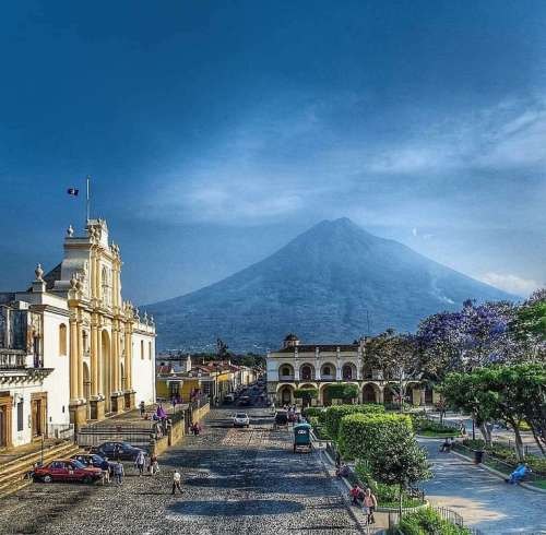 اهنگ می براری و سالاری و برقراری همه ره کمه حالی تو می ابدی براری