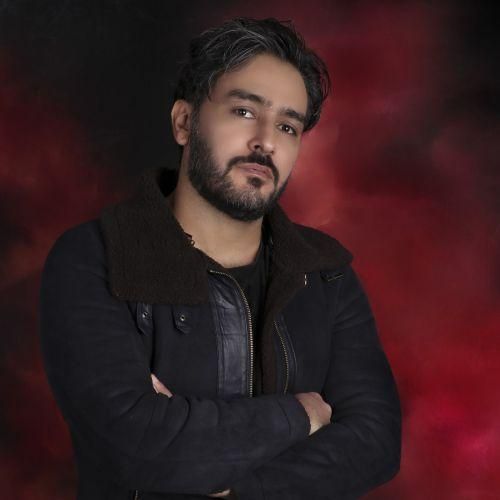 احسان آقایی آی عشقیم