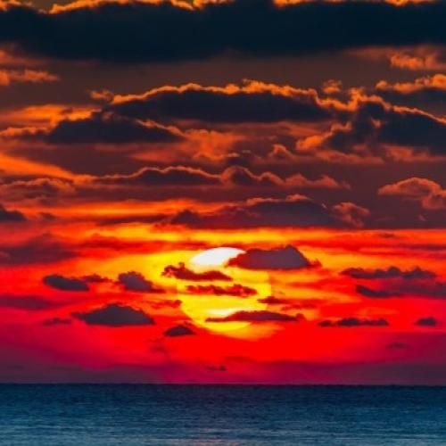 ماشینم بزرگه نورش بالائه حق با منه