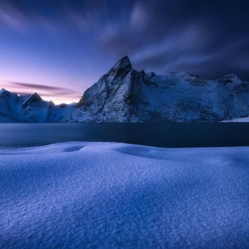 نه نای موندن هست نه پای رفتن و نه چیزی دیگه میده