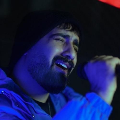 محمد امیری چرا حرف نمیزنی افتادی گریه