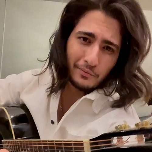 نیواد توی چشمای فریبنده ی تو  من یه زندونی که