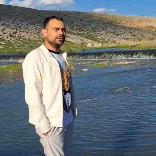 اهنگ زیبا روح الله کرمی بنام مه قبل تونم هی تنها بودم ولی بعد تونم اهنگ زیبا روح الله کرمی بنام مه قبل تونم هی تنها بودم ولی بعد تونم