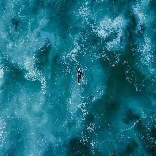 بازم دلم گرفته گریم اختیاری نیست آخه جز گریه