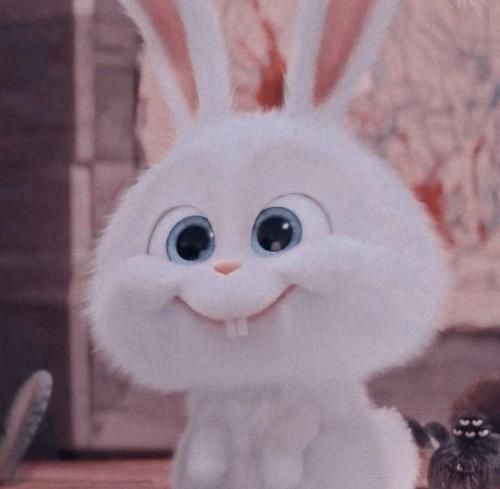 خدا هم علاج منه غمگین نمکه هیچی نگم از اشک