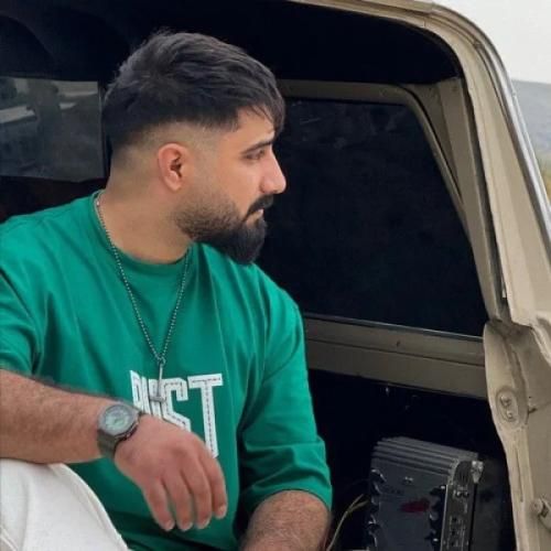 دانلود اهنگ محمد امیری به نام سردمه درم یخ کم چنی تنیاس دل بدبختم