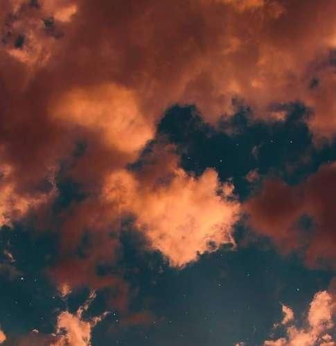 دانلود اهنگ دیگه فقط جمعه نی شنبه دوشنبه هر روز دلگیره