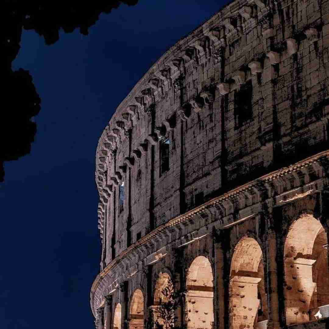 دانلود آهنگ میتابه بهم نور ماه وقتی آسمون میمونه سیاه