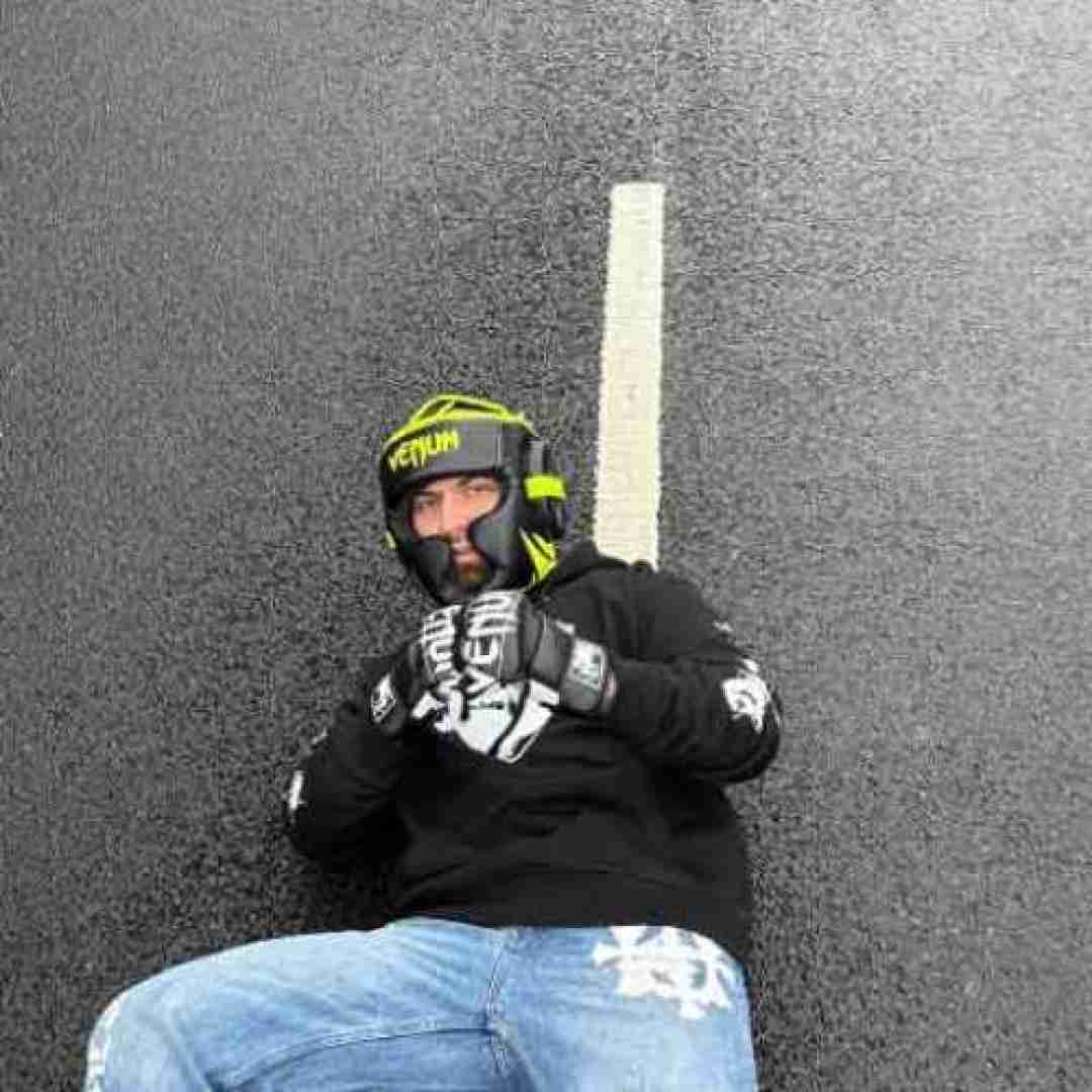 دانلود اهنگ هیپهاپولوژیست به نام زخم