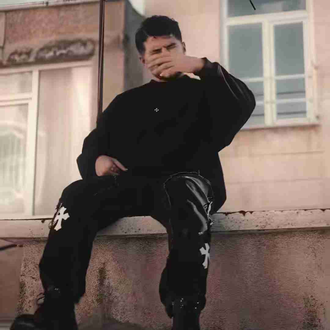 دانلود اهنگ مورمن به نام یالوار منی