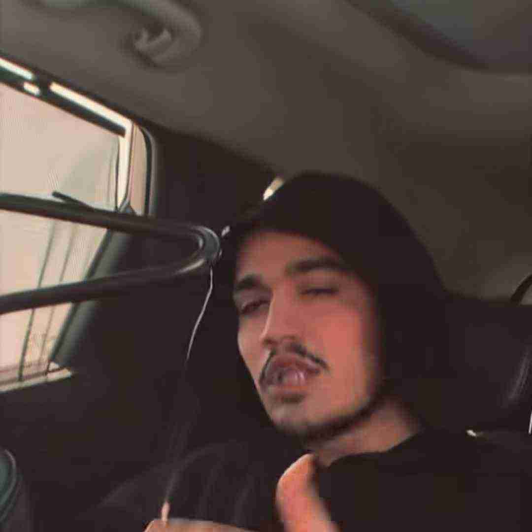 دانلود اهنگ طاهاس به نام دیگه از این شهر بدم میاد پشیمونم