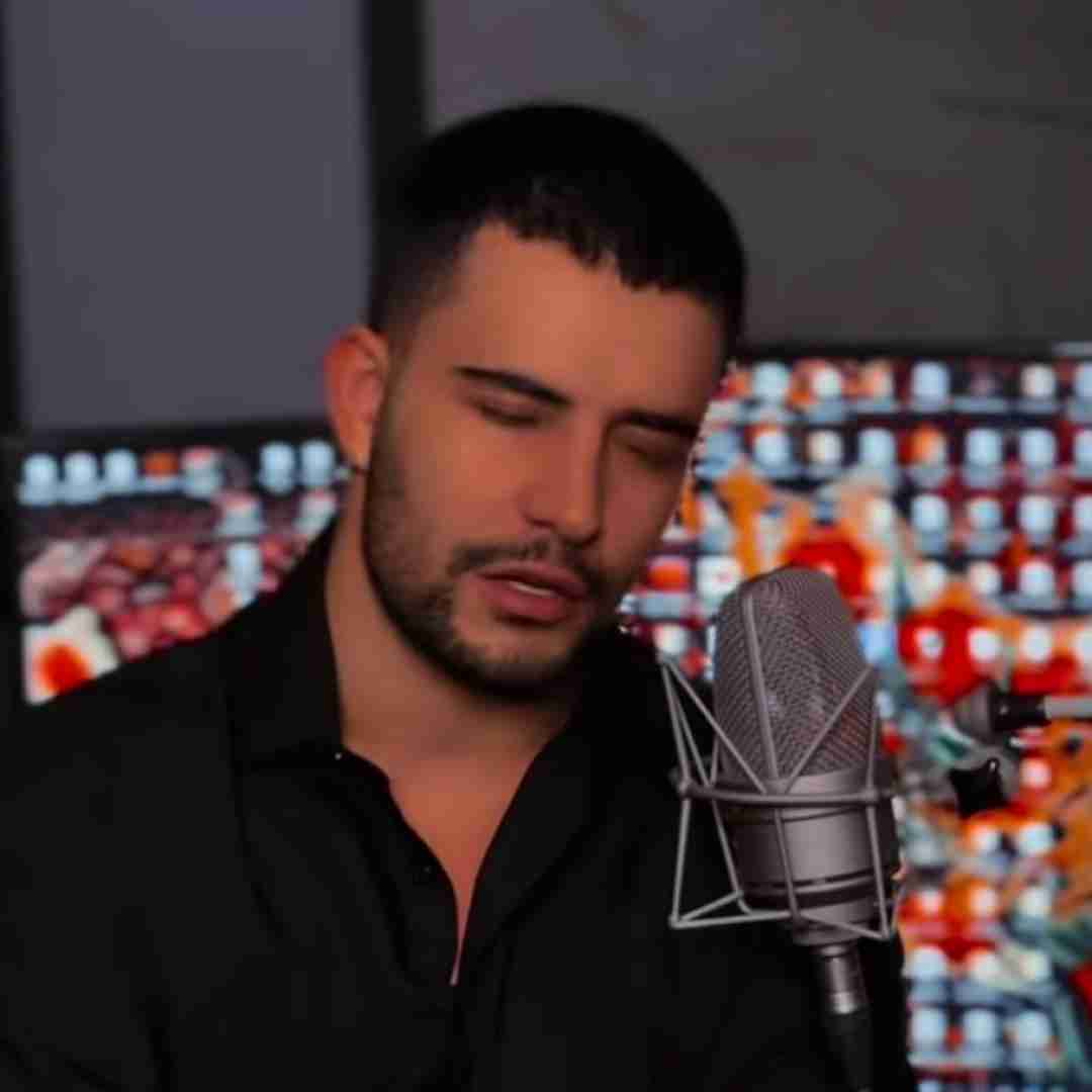 دانلود اهنگ علی حسینی به نام میبوسم زخماتو من تو دست من امانتی