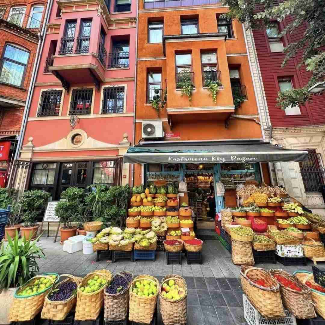 دانلود ریمیکس گم شدم دیگه تو تاریکی بزار همه برن