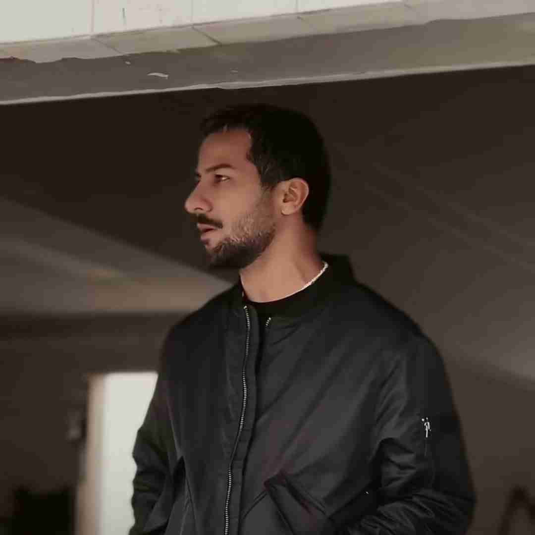 دانلود اهنگ حسین منتظری به نام منو فراموش نکنین من کلی آرزو ها داشتم