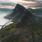 این حیاط اسد جونه پدر بزرگ بنده جفت میزنه این حیاط اسد جونه پدر بزرگ بنده جفت میزنه